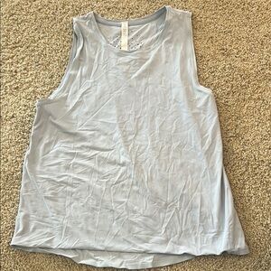 Lulu tank size 6